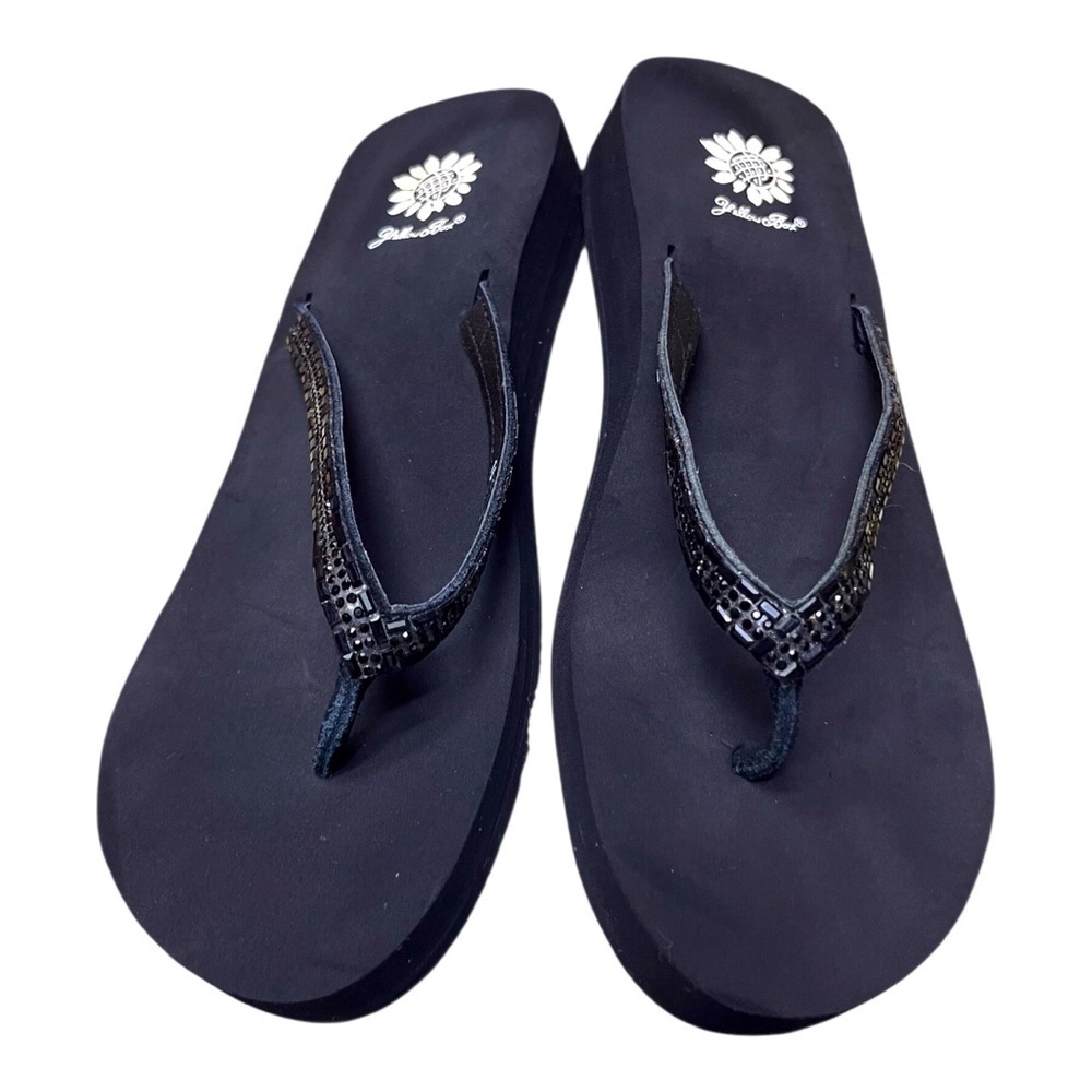 2 for 1 = 30 
🌼YELLOW BOX Sequin Sandals